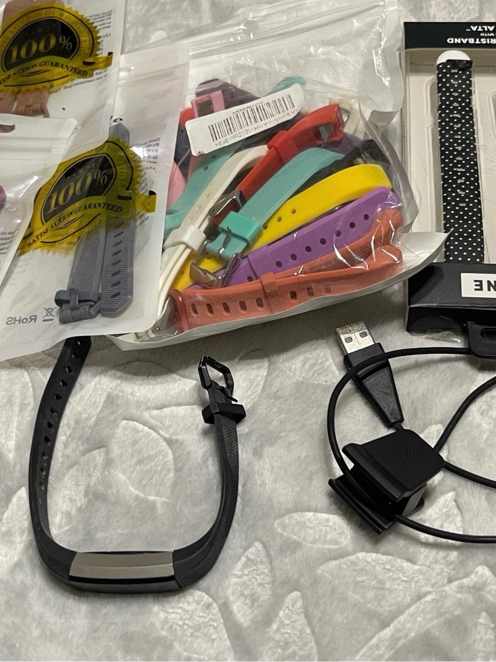 Fitbit - Picture 3 of 5